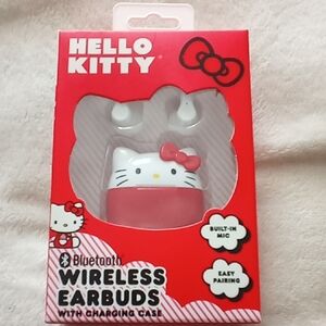 HELLO KITTY RED AND WHITE WIRELESS EAR BUDS W/ CASE! NEW IN BOX!